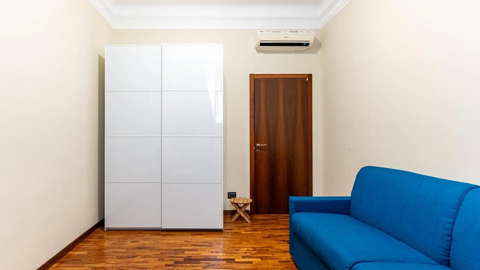 Guesthost -Oronzo Apartment Washington Milano