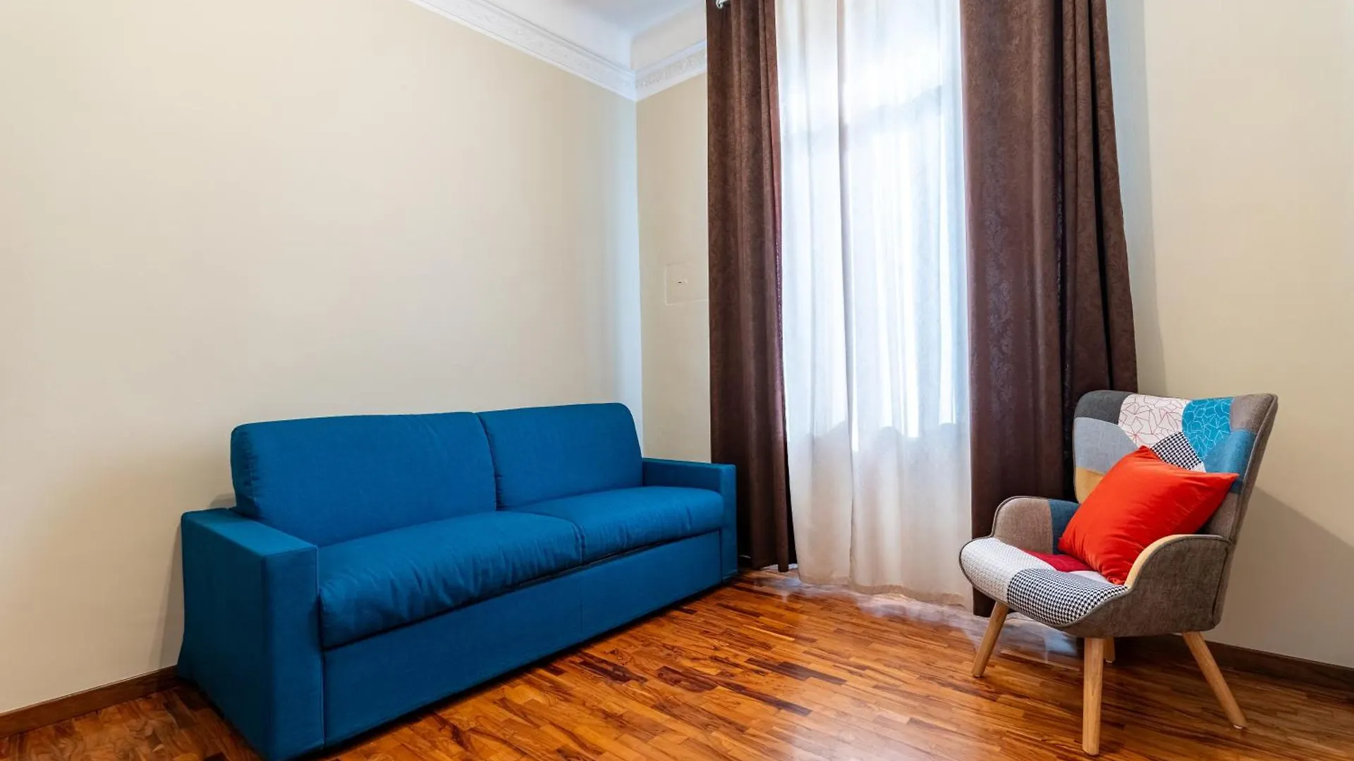 Guesthost -Oronzo Apartment Washington Милан Италия