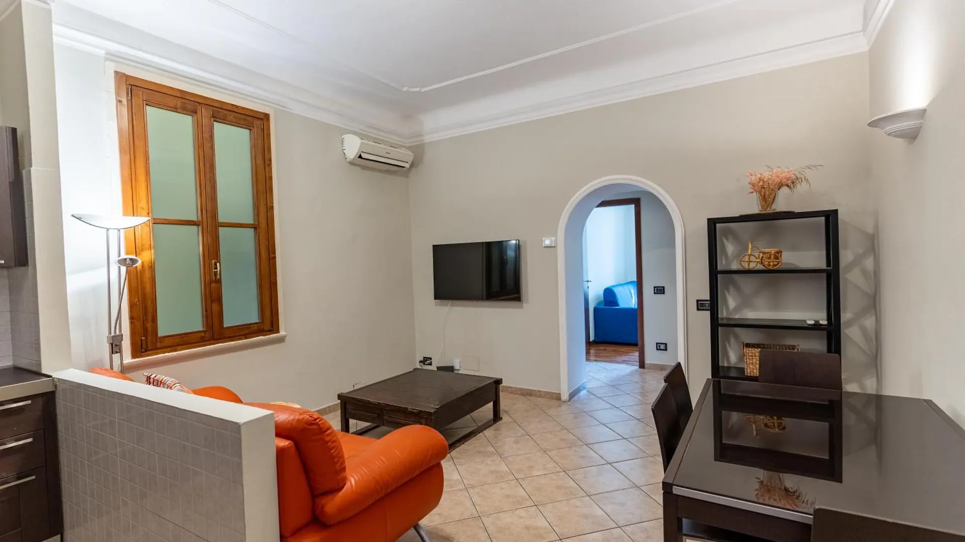 Guesthost -Oronzo Apartment Washington Милан 0*,  Италия